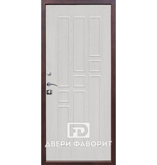 недорогая входная дверь с мдф белого цвета