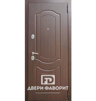 металлическая недорогая дверь я мдф отделкой