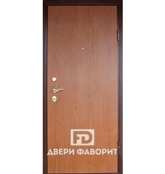 Дверь в квартиру с двухсторонним ламинатом
