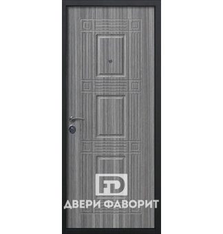 Уличная входная дверь с МДФ