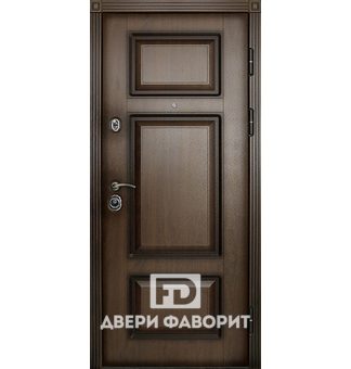 Дверь металлическая уличная с отделкой винорит